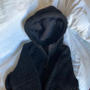 Cropped lululemon fuzzy jacket
